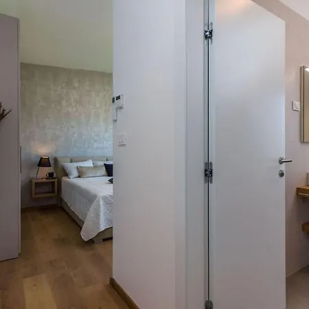 Polei Comfortable 4*