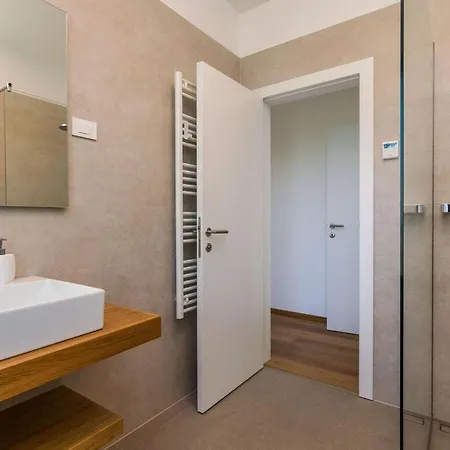Polei Comfortable Hotel