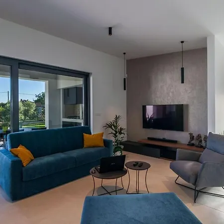 Polei Comfortable 4* Pula